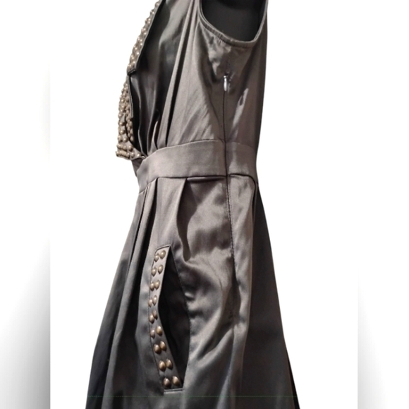 LuxeXXI | Timeless Classic Edgy Metallic Olive Studded Drop V Neck Dress | Med - Picture 5 of 16